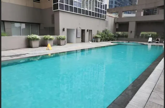 5-mins Sm Aura Cozy 2br Free Parking * Manila