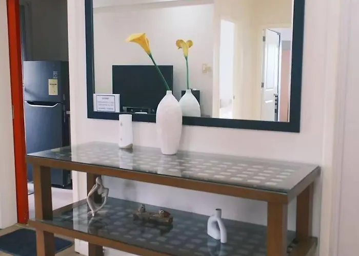 5-mins Sm Aura Cozy 2br Free Parking